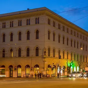 Milton 4* Róma